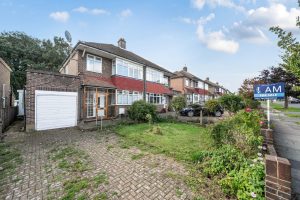 Mead Way, Hayes, Bromley, BR2