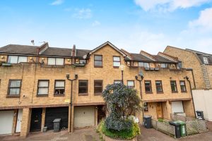 Greenland Mews, London, SE8