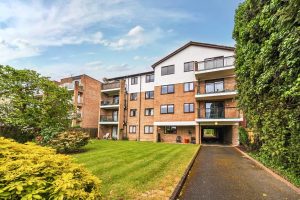 Brackley Road, Beckenham, BR3